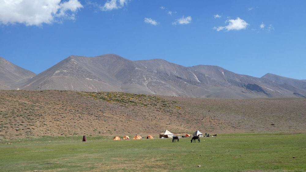 Idyllic camp on the high plateau